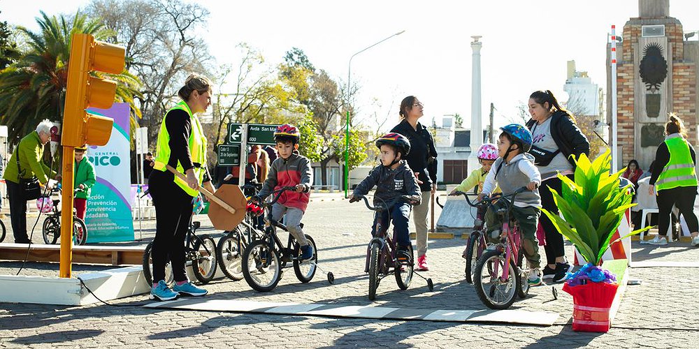 Día Nacional de la Seguridad Vial: “Aprobamos normativas y desarrollamos acciones porque respetar el tránsito es realmente preservar vidas”, dijo Daniel López